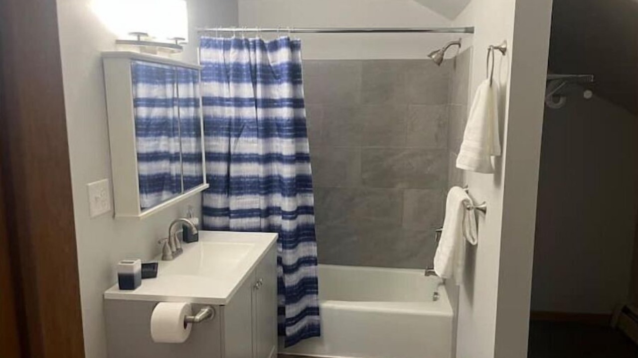Photo of Bathroom in Reedsburg