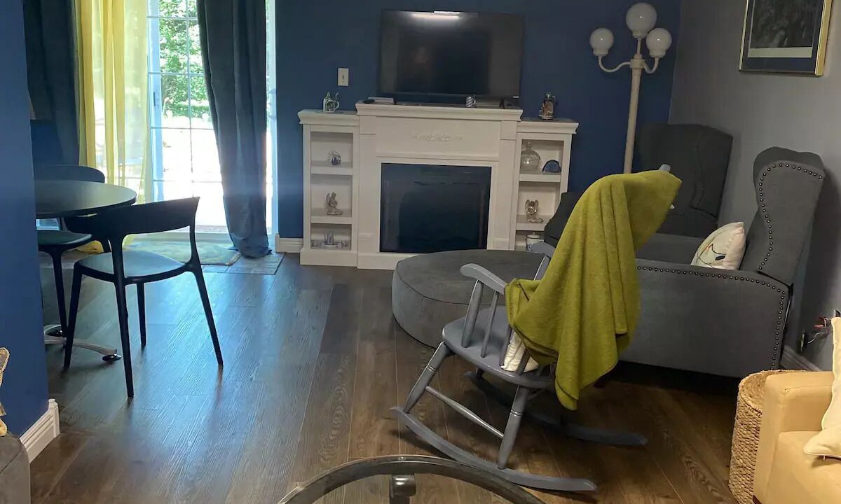 Photo of Livingroom in Huntingburg