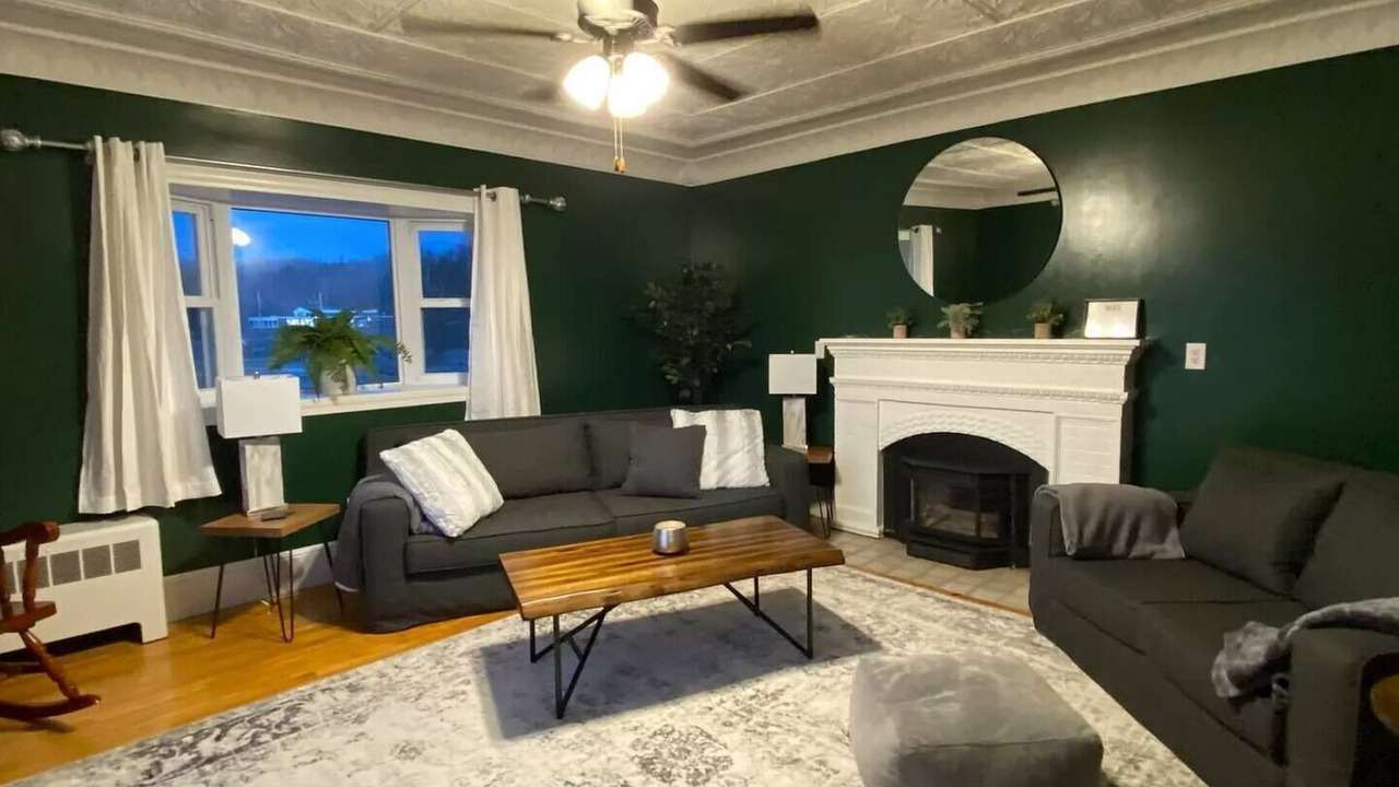 Photo of Livingroom in Soldier Pond