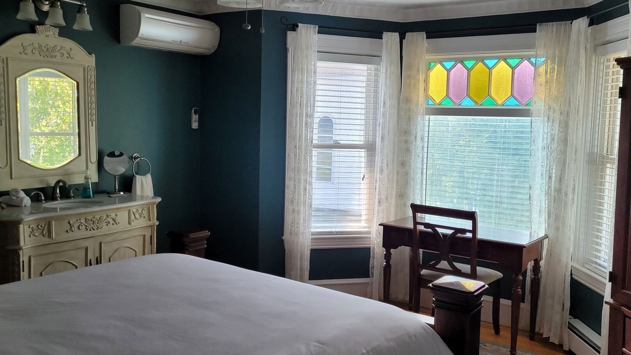 Photo of Bedroom in Soldier Pond