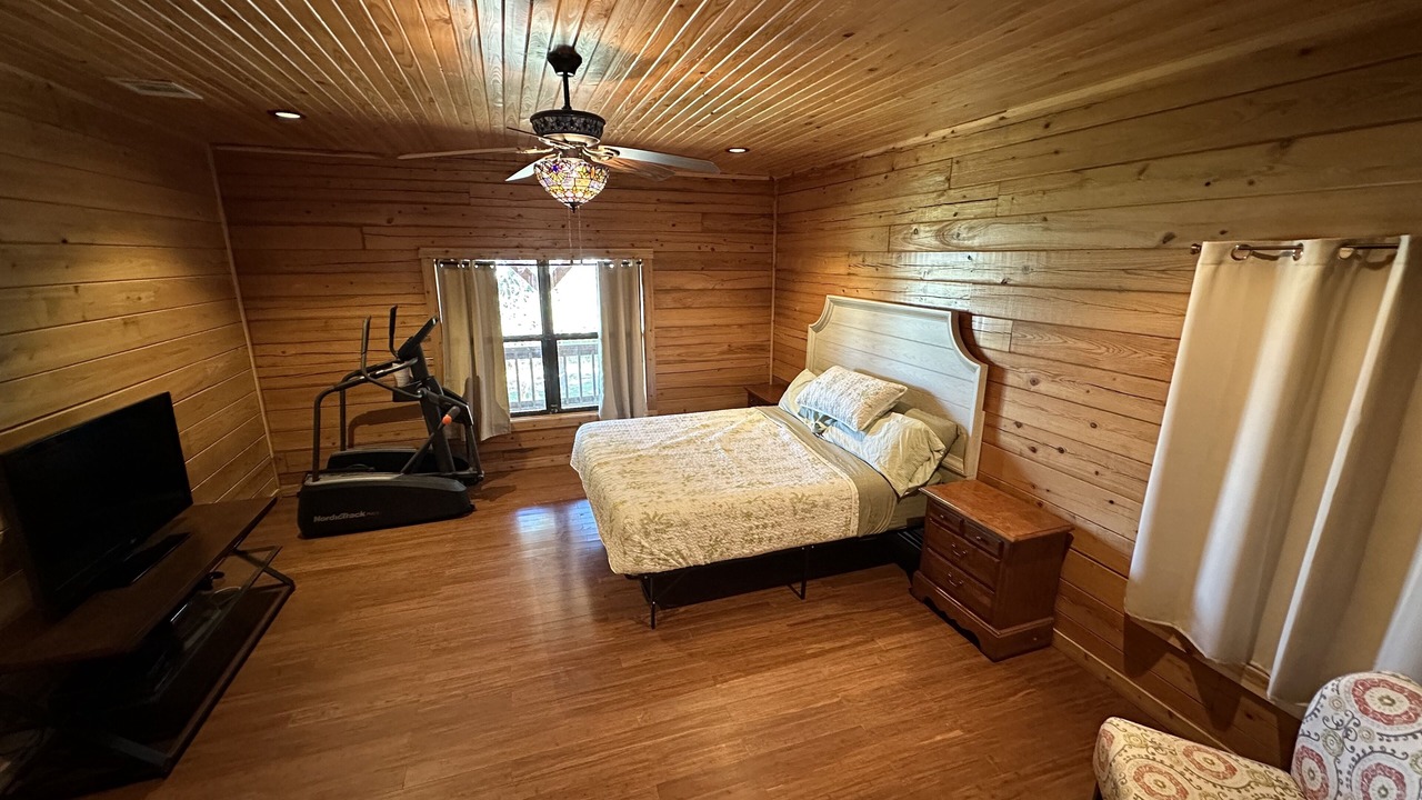 Photo of Bedroom in Cotton Gin