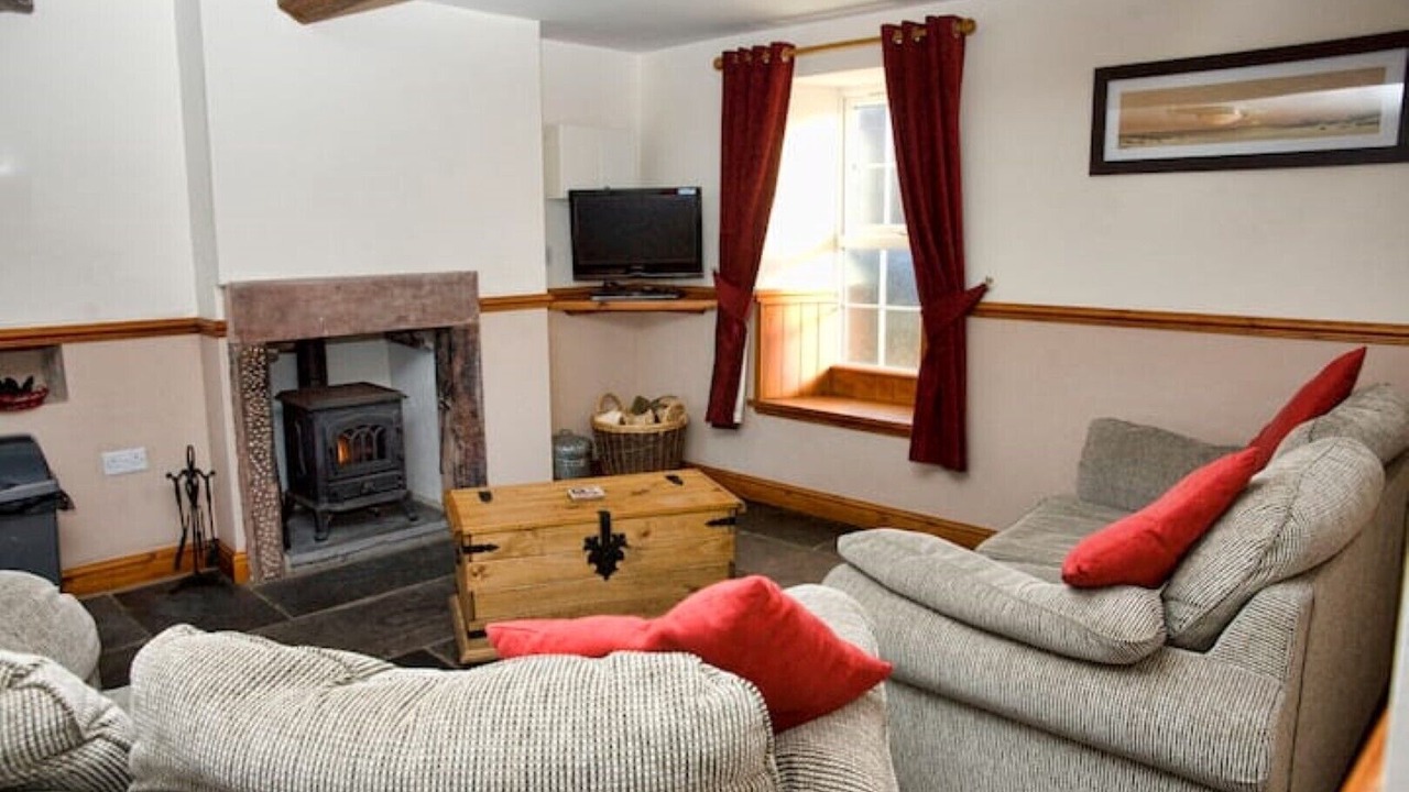 Photo of Livingroom in Calder Bridge