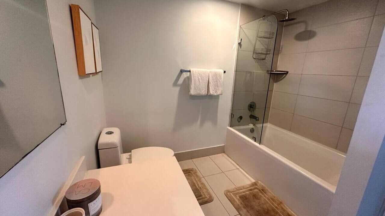 Photo of Bathroom in Hallandale Beach