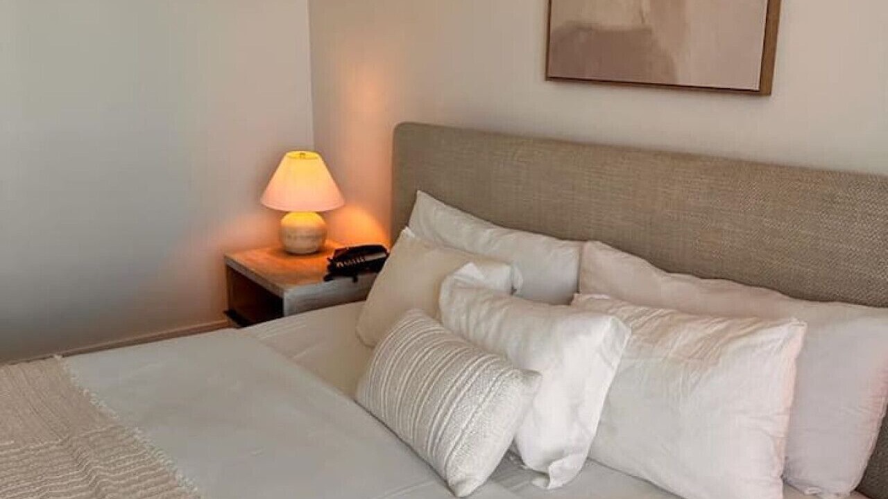 Photo of Bedroom in Hallandale Beach