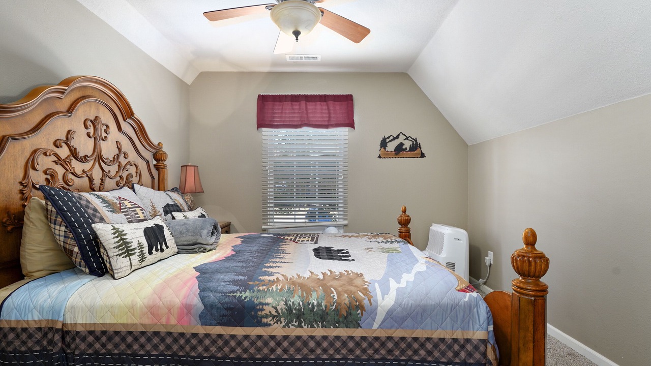 Photo of Bedroom in Hollister