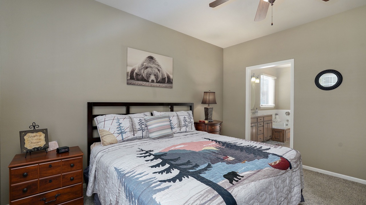 Photo of Bedroom in Hollister