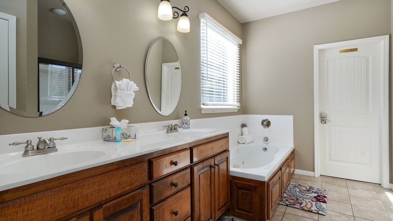 Photo of Bathroom in Hollister