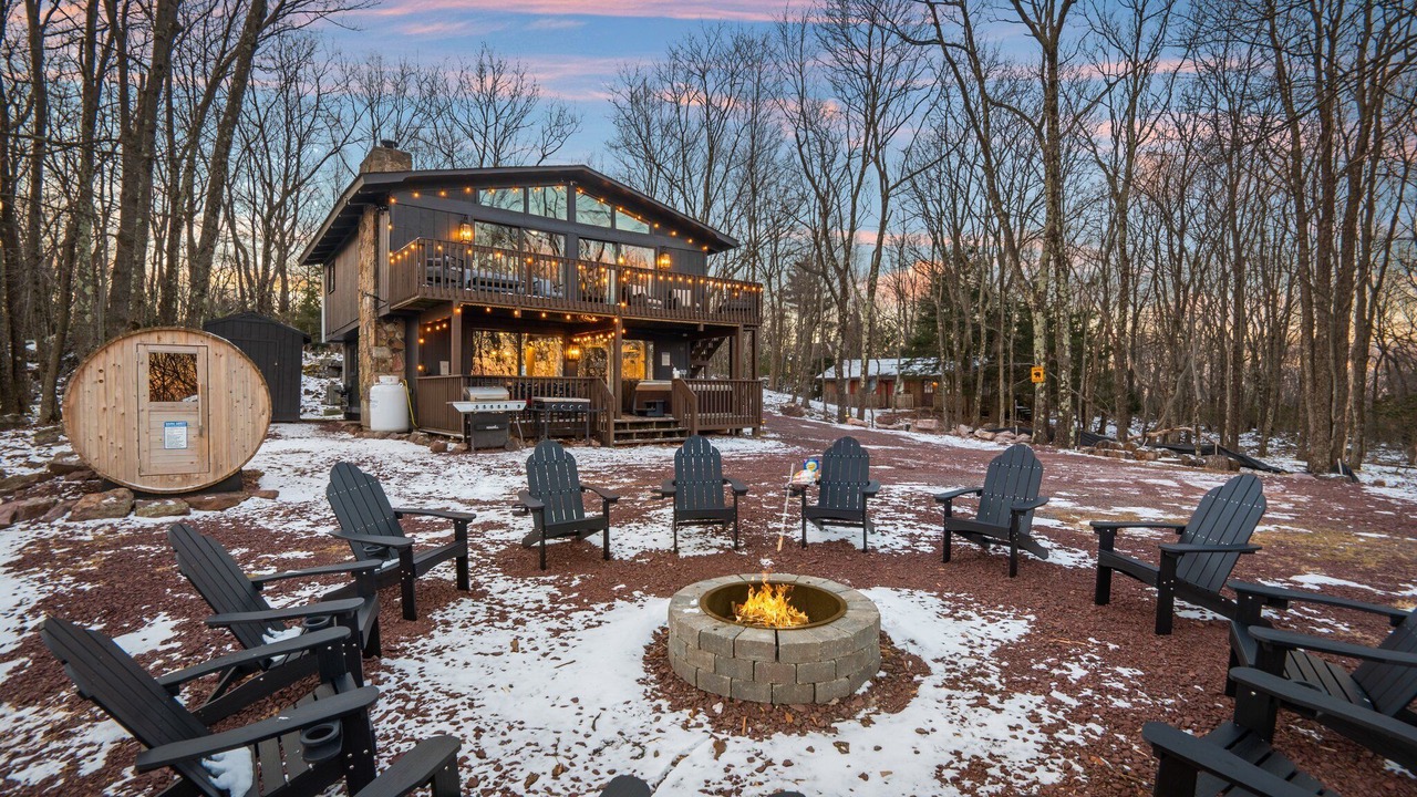 Photo of Outdoor in Lake Harmony Estates