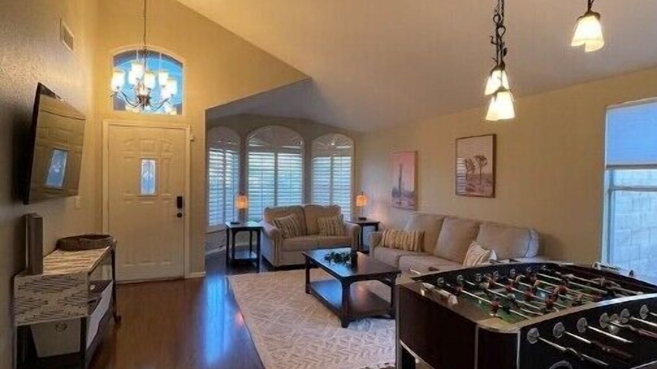 Photo of Livingroom in Arrowhead Ranch