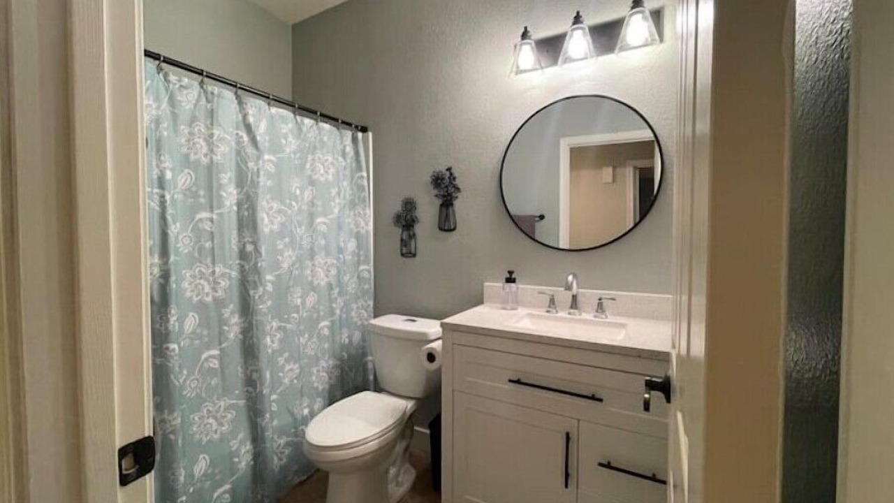 Photo of Bathroom in Arrowhead Ranch
