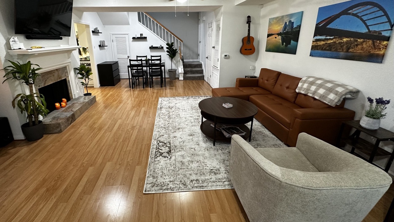 Photo of Livingroom in West Campus