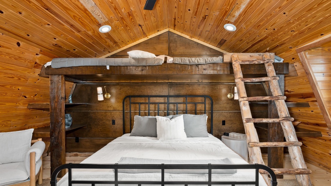 Photo of Bedroom in Henderson