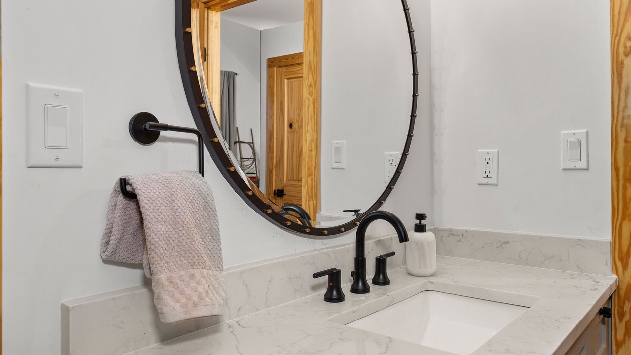 Photo of Bathroom in Laneville