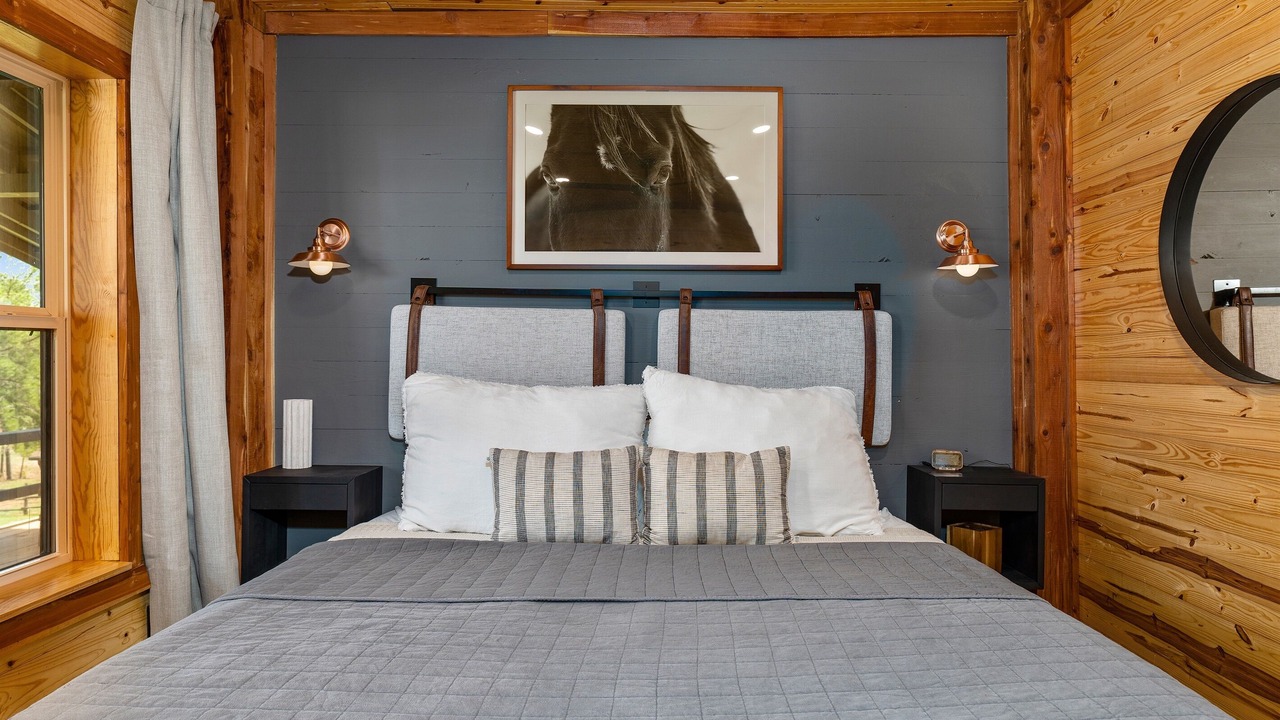 Photo of Bedroom in Laneville