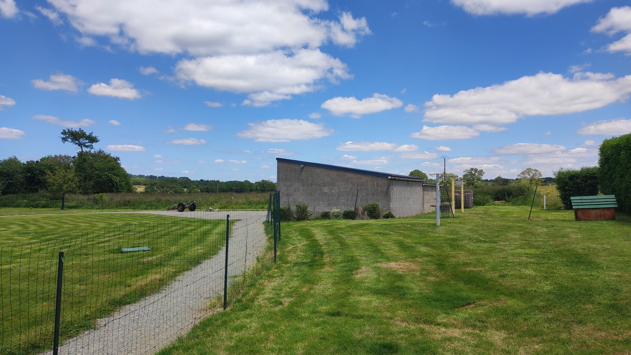 Photo of Outdoor in Guer
