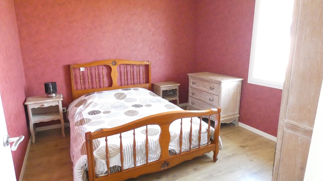 Photo of Bedroom in Ambert