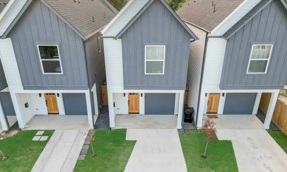 Photo of Outdoor in Northside