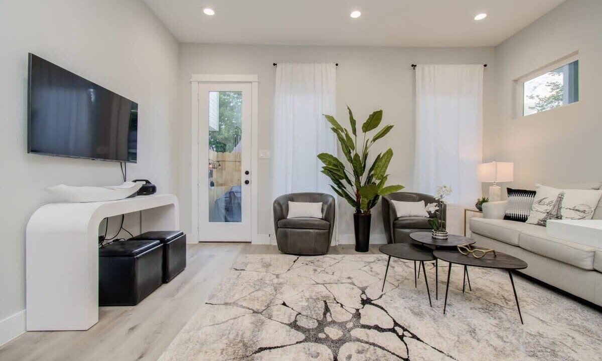Photo of Bedroom in Northside