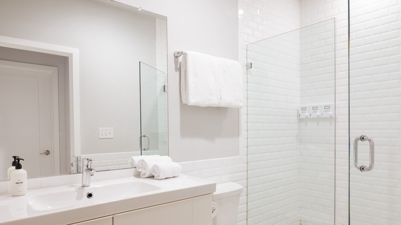 Photo of Bathroom in Old City