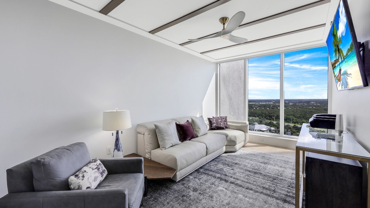 Photo of Bedroom in North Naples