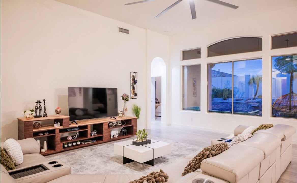 Photo of Livingroom in La Vista