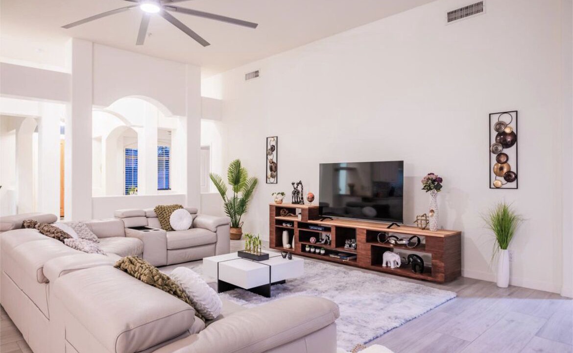 Photo of Livingroom in La Vista