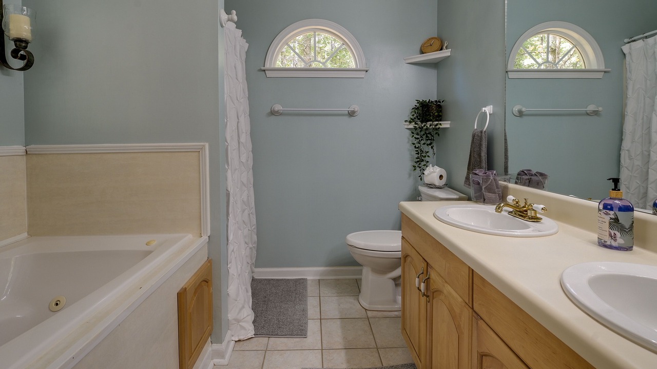 Photo of Bathroom in LaGrange