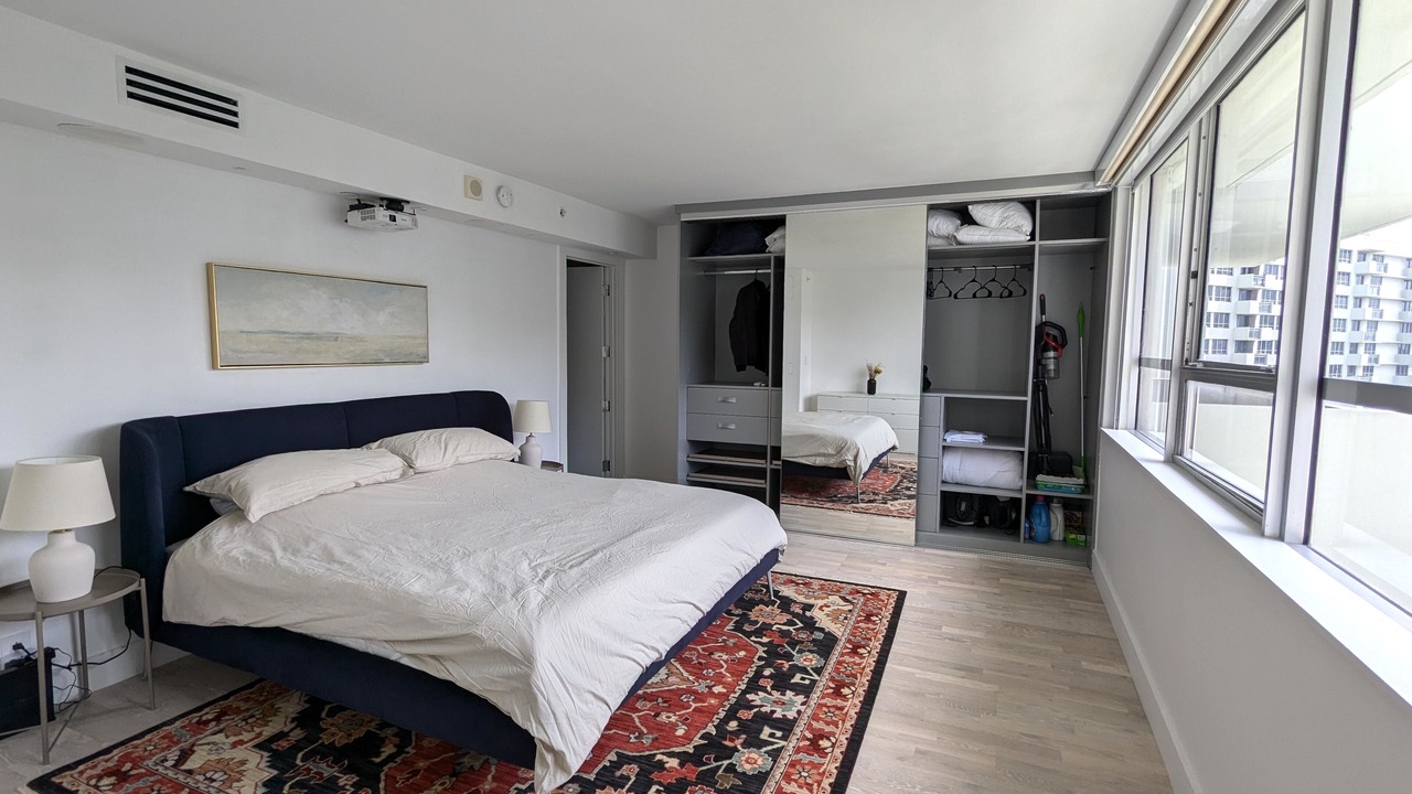 Photo of Bedroom in West Avenue