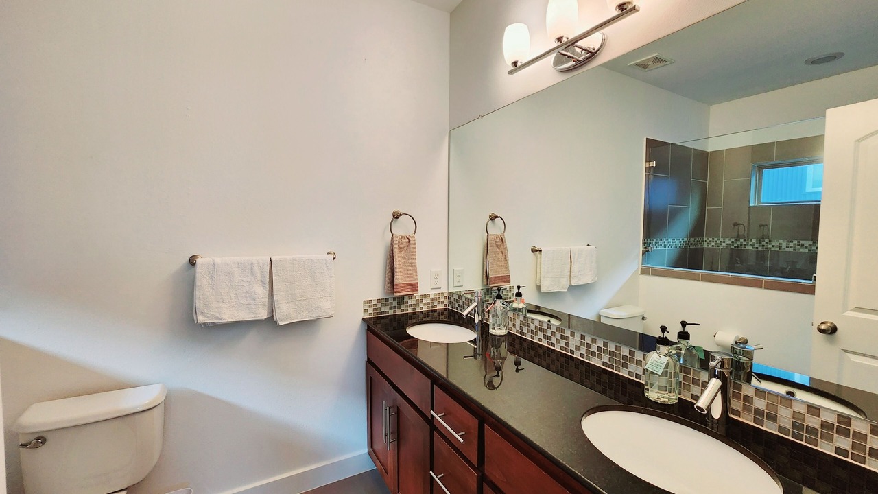 Photo of Bathroom in Chestnut
