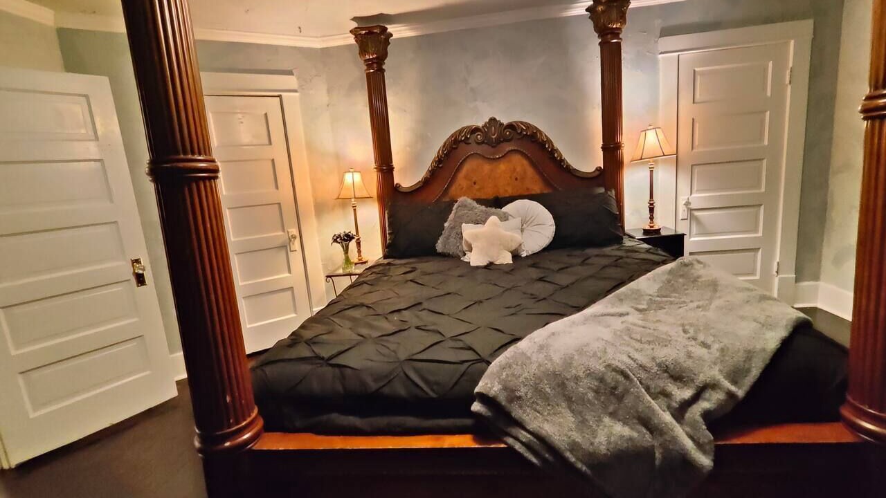 Photo of Bedroom in Fort Smith