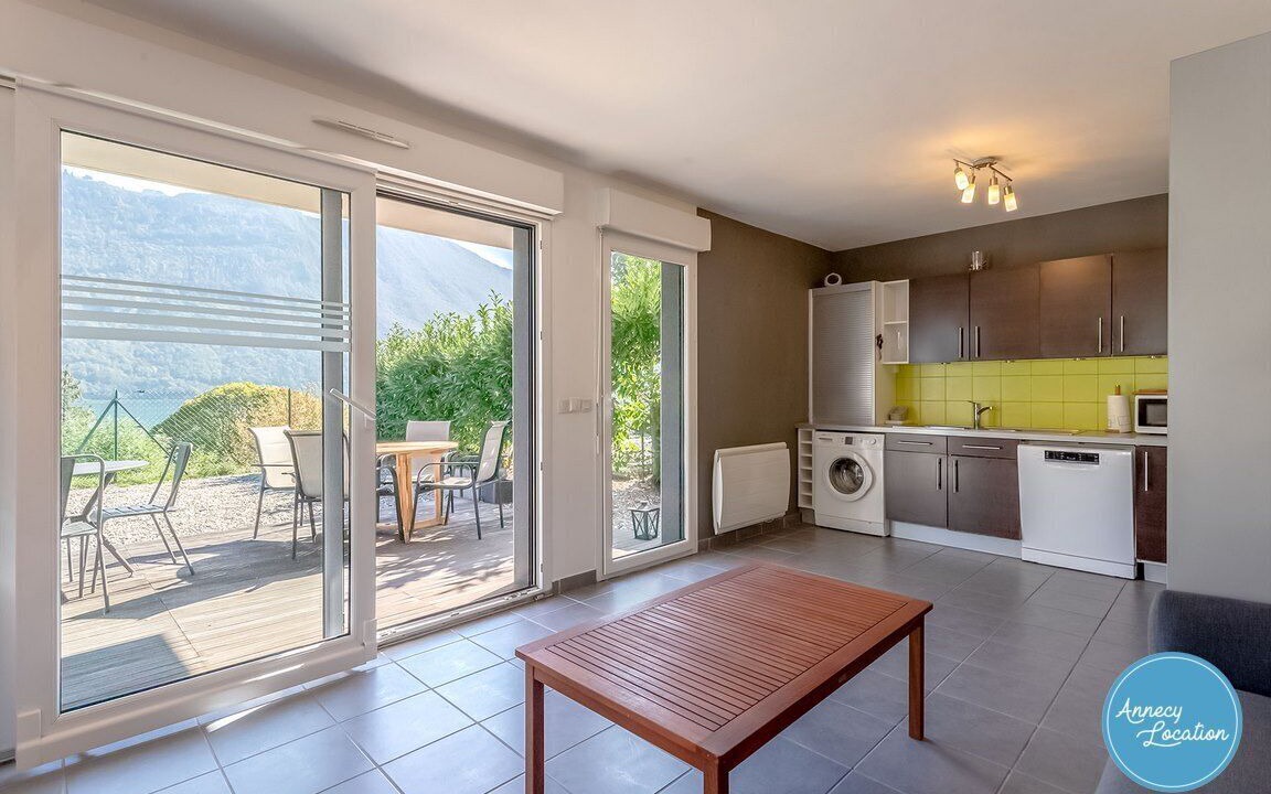 Photo of Others in Bredannaz