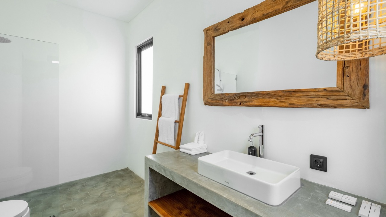 Photo of Bathroom in Padonan