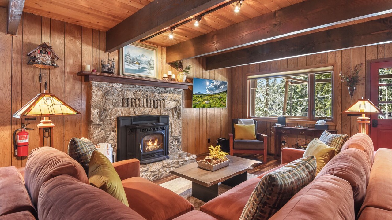 Photo of Livingroom in Carnelian Bay