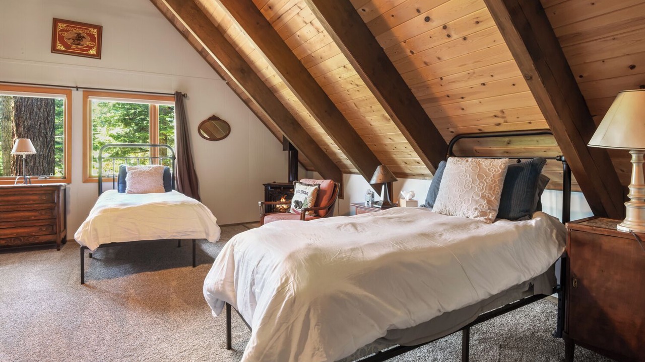 Photo of Bedroom in Carnelian Bay