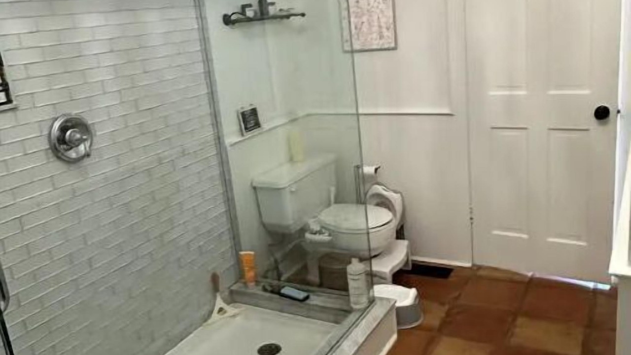 Photo of Bathroom in Adjala-Tosorontio