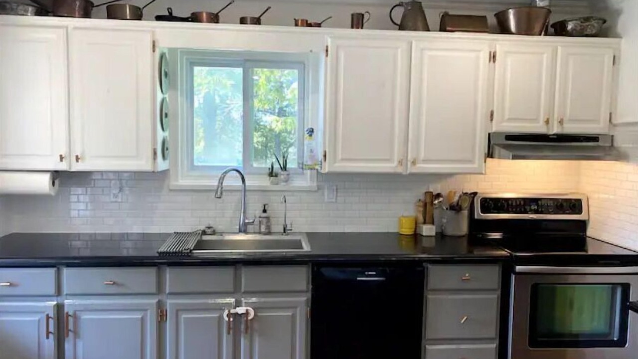 Photo of Kitchen in Adjala-Tosorontio