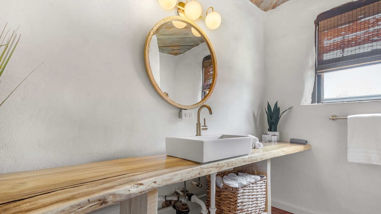 Photo of Bathroom in The Knoll