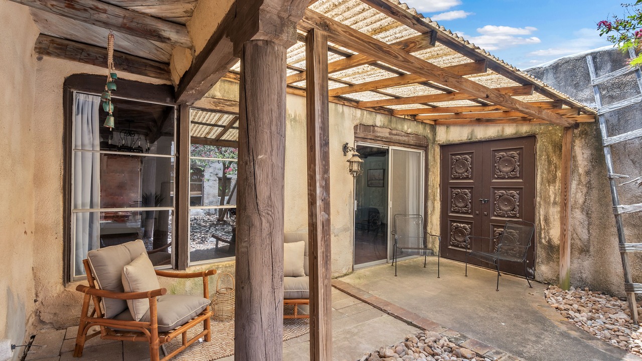 Photo of Patio Balcony in The Knoll