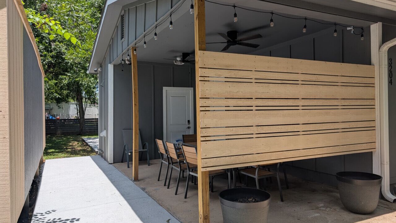 Photo of Outdoor in Govalle