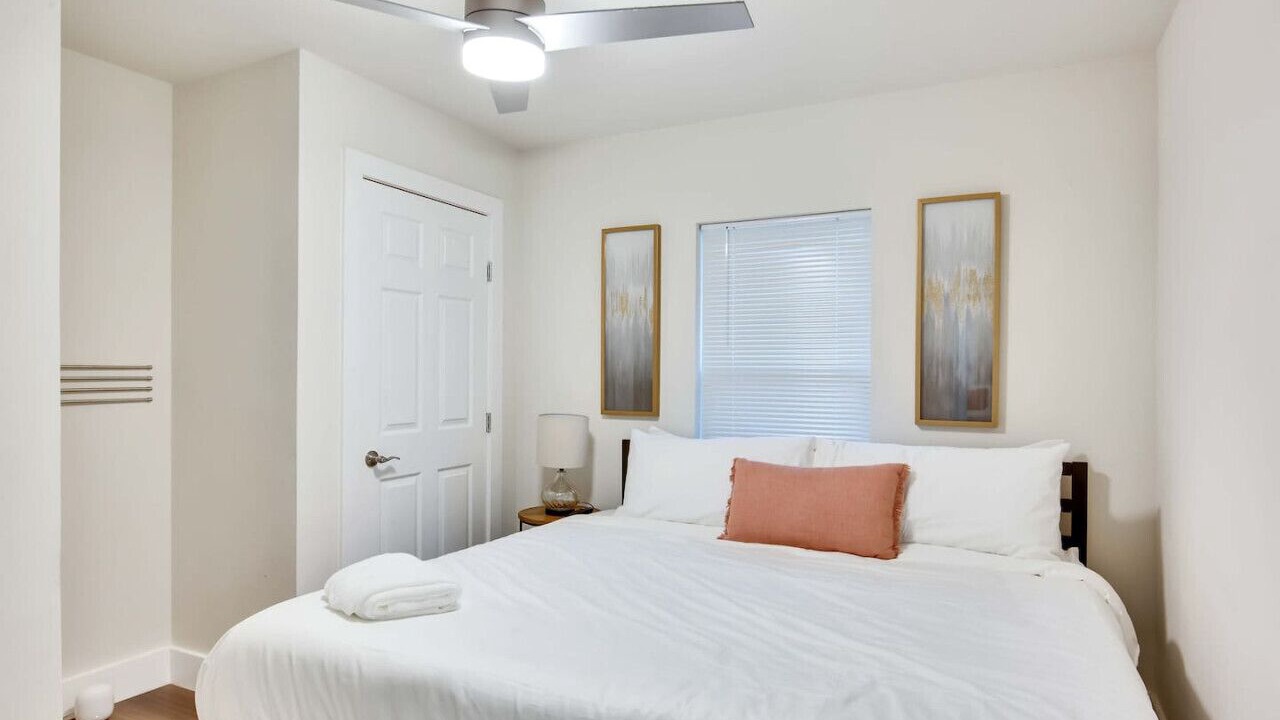 Photo of Bedroom in Govalle