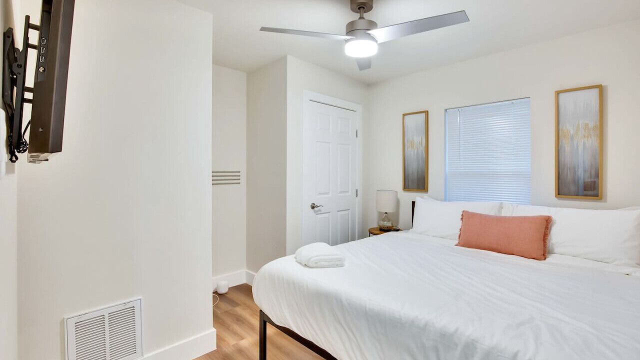 Photo of Bedroom in Govalle