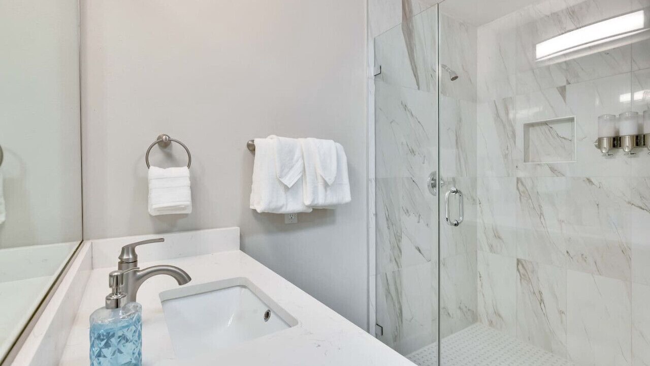 Photo of Bathroom in Govalle