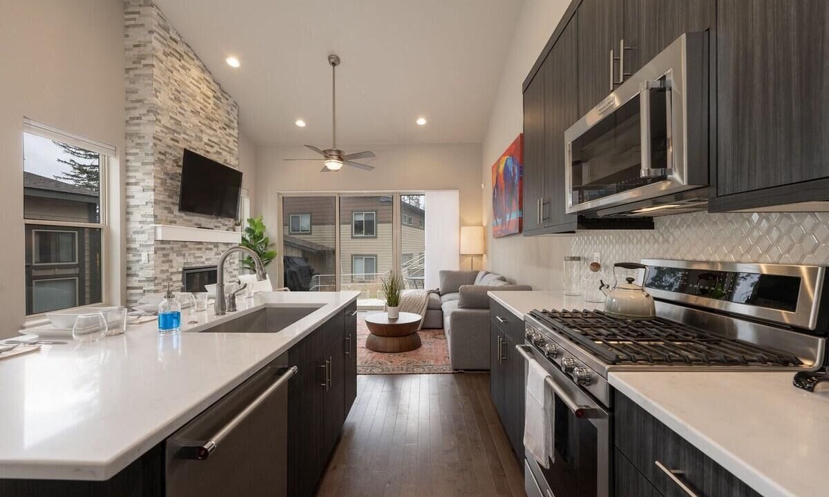 Photo of Kitchen in Rendezvous