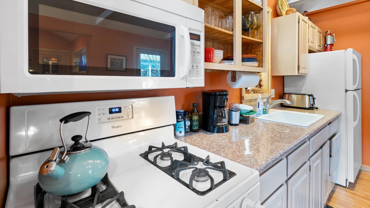 Photo of Kitchen in Historic Railroad District