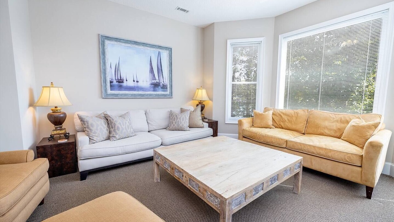 Photo of Livingroom in Seneca