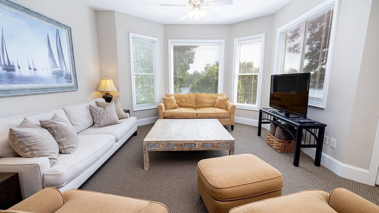 Photo of Livingroom in Seneca