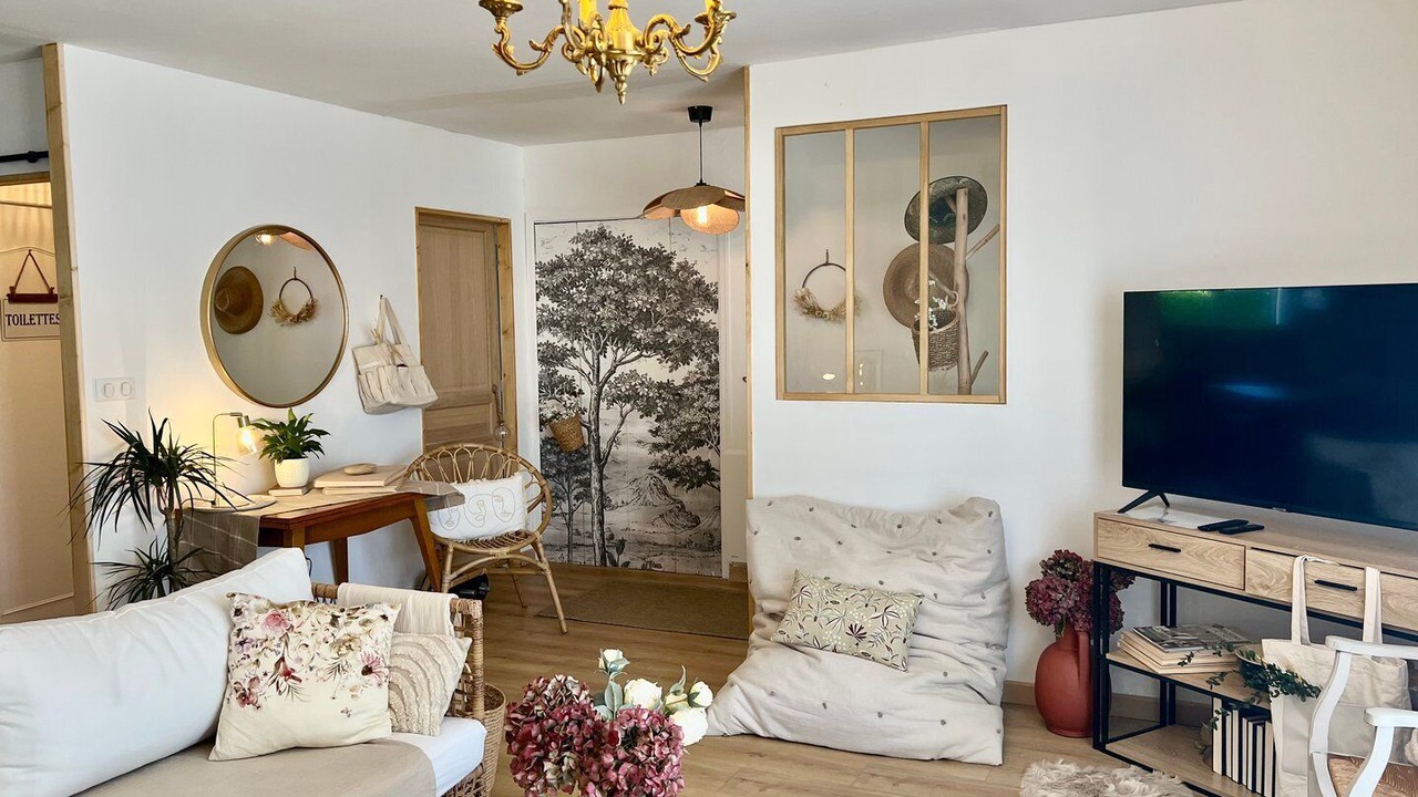 Photo of Livingroom in Fontaine-le-Comte