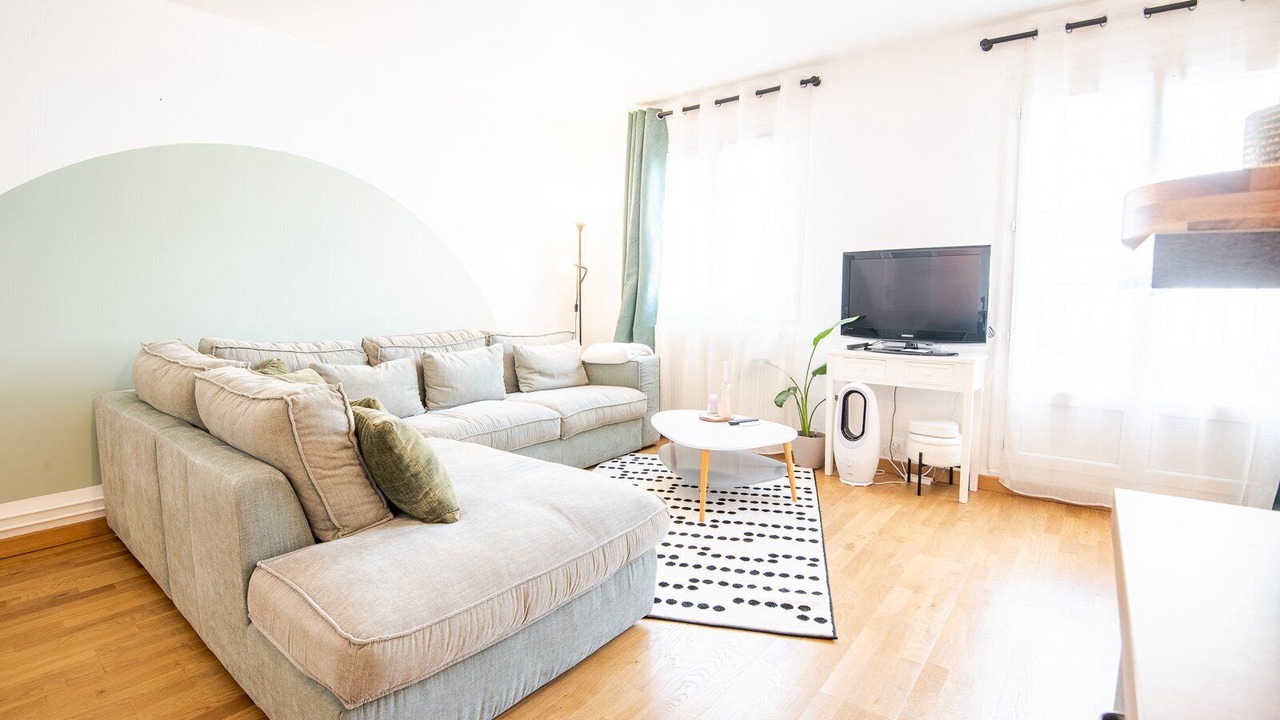 Photo of Livingroom in Tours City Centre