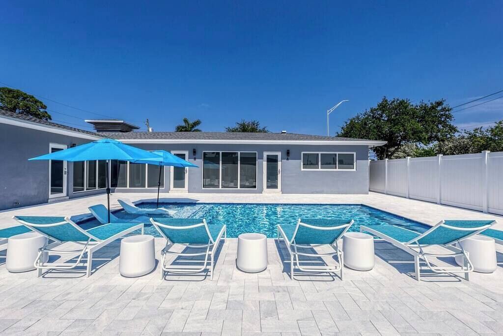 Photo of Outdoor in Wilton Manors