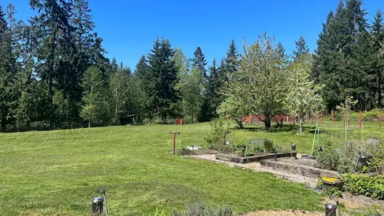 Photo of Others in Graham